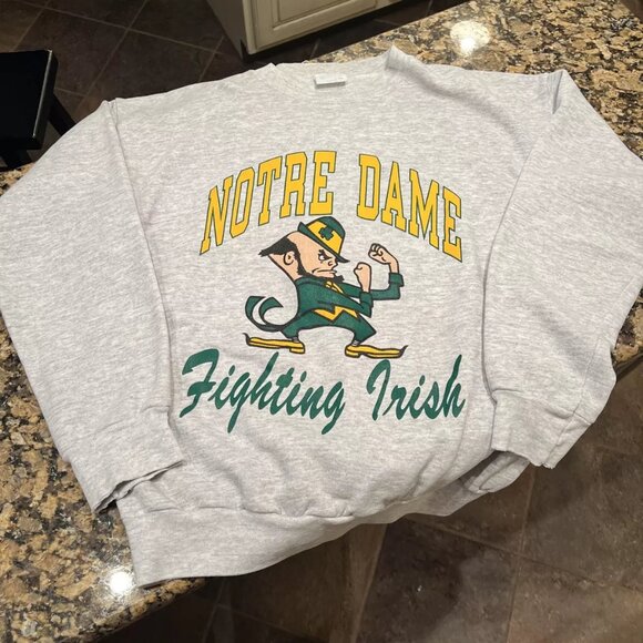 Vintage 90s Notre Dame College Fighting Irish Crewneck Sweatshirt shirt JK77547 - Picture 1 of 2